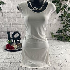 Women’s Marina Sport White Stretchable Sleeveless Blouse (XL) AE12